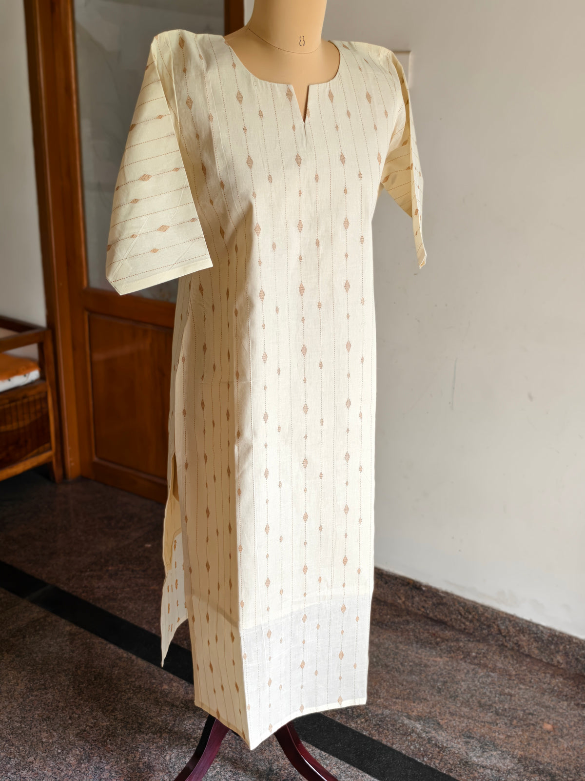Elegant Off-White &amp; Terracotta Cotton Salwar Suit Set