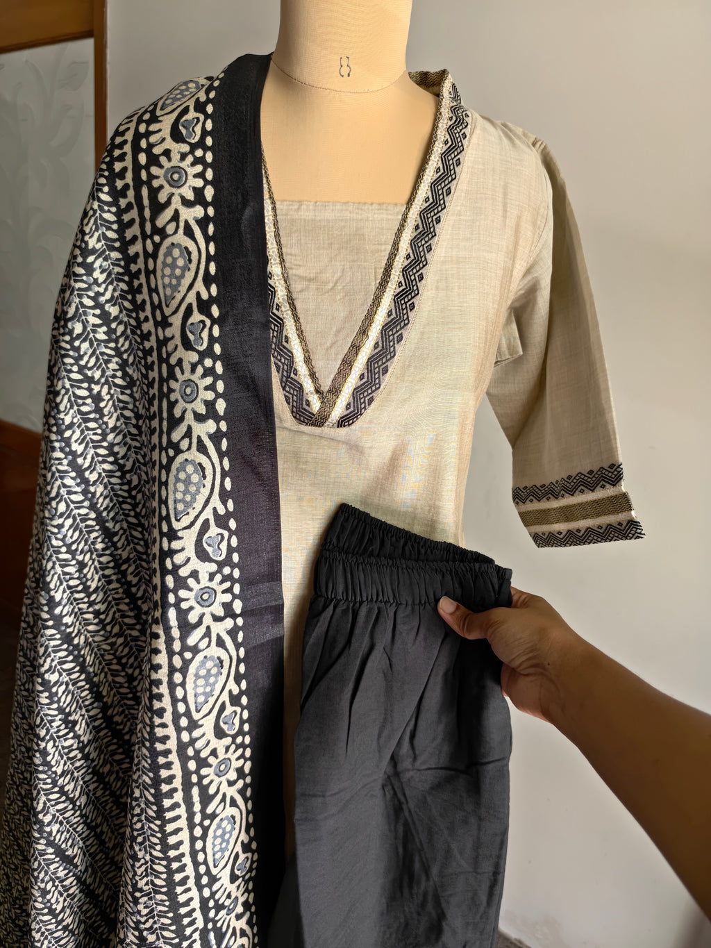 Elegant Ivory & Black Printed Kurti semi formal set